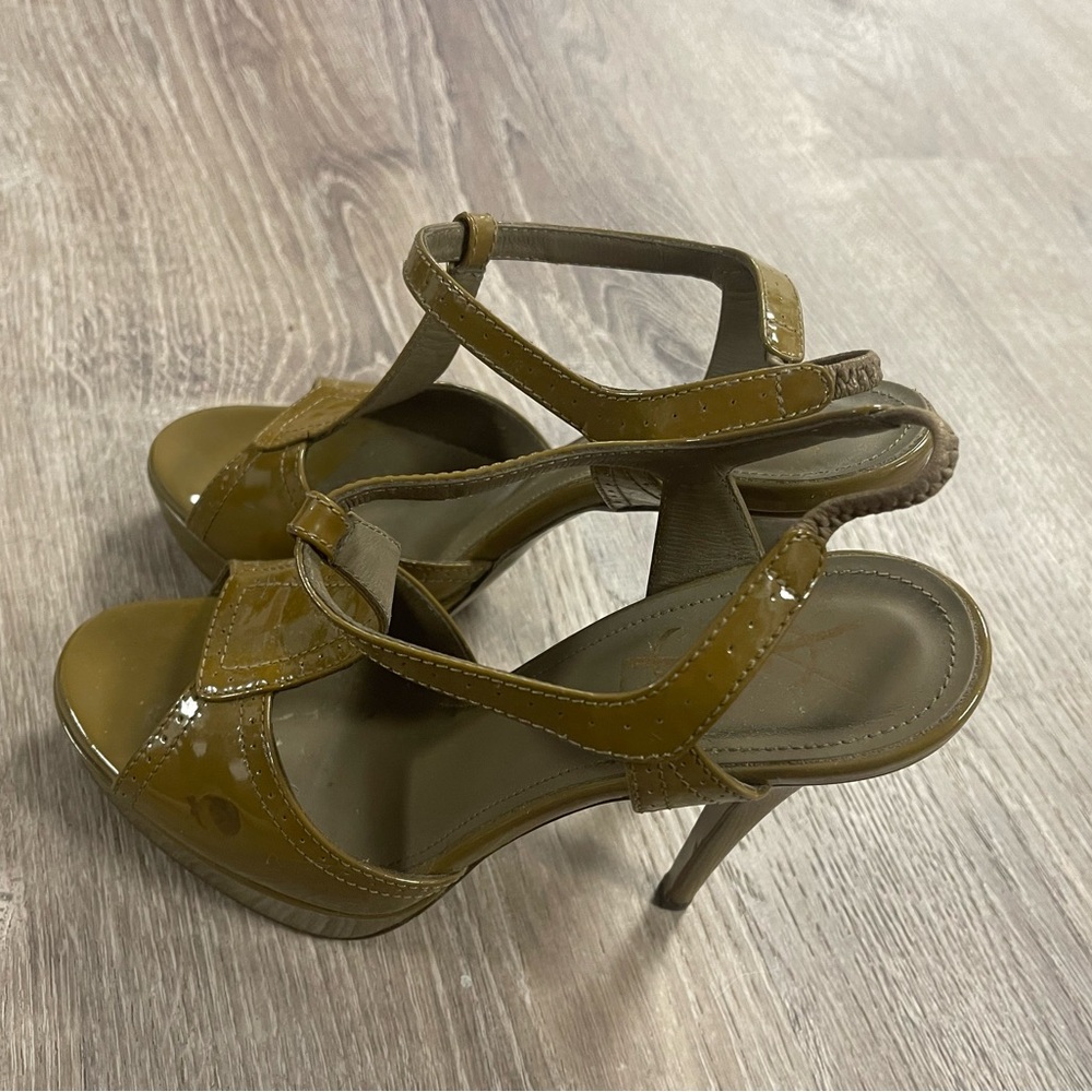 Yves Saint Laurent Olive Patent Leather T-Strap Heels